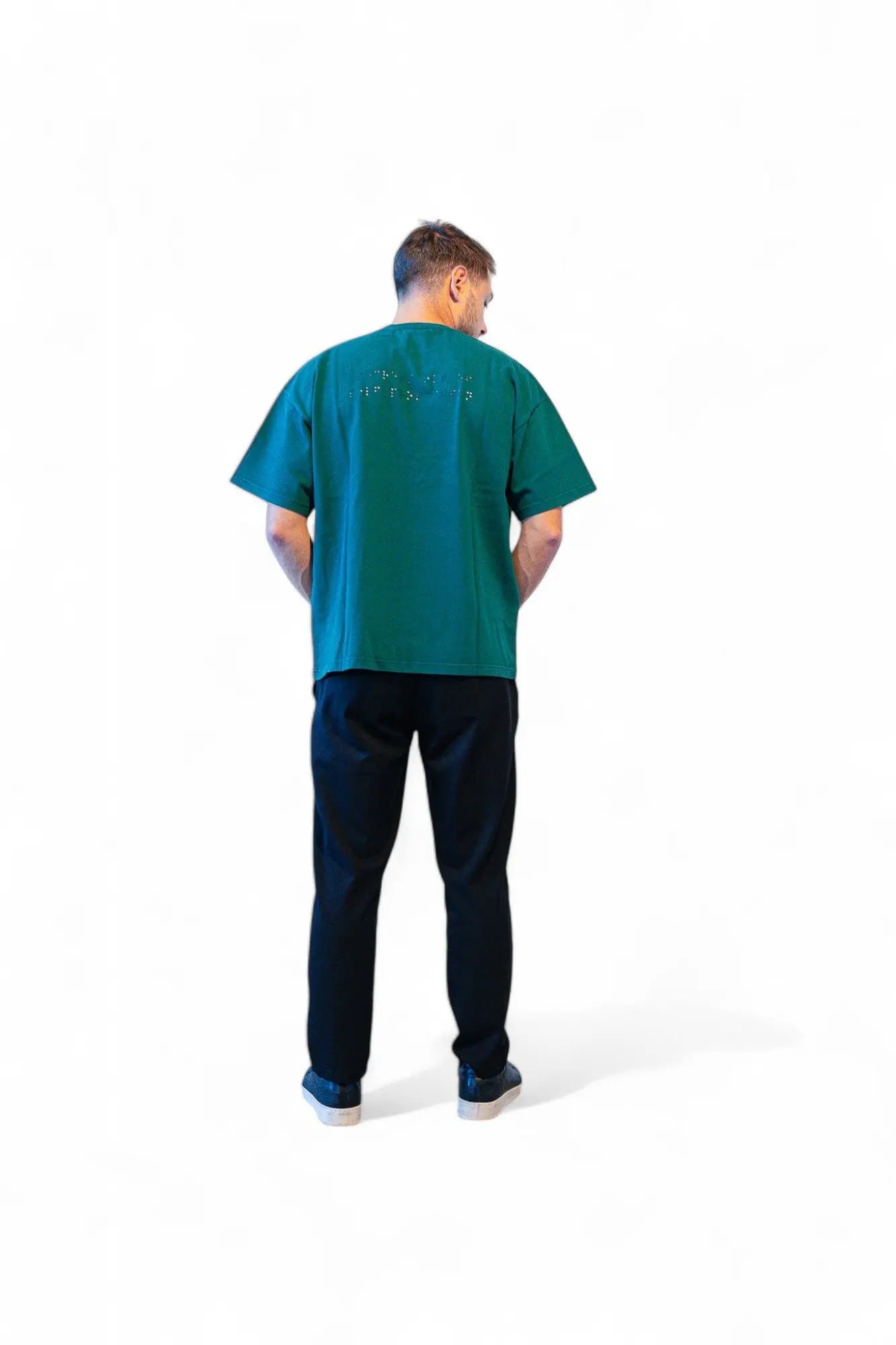 heavyweight tshirt grün hinten model